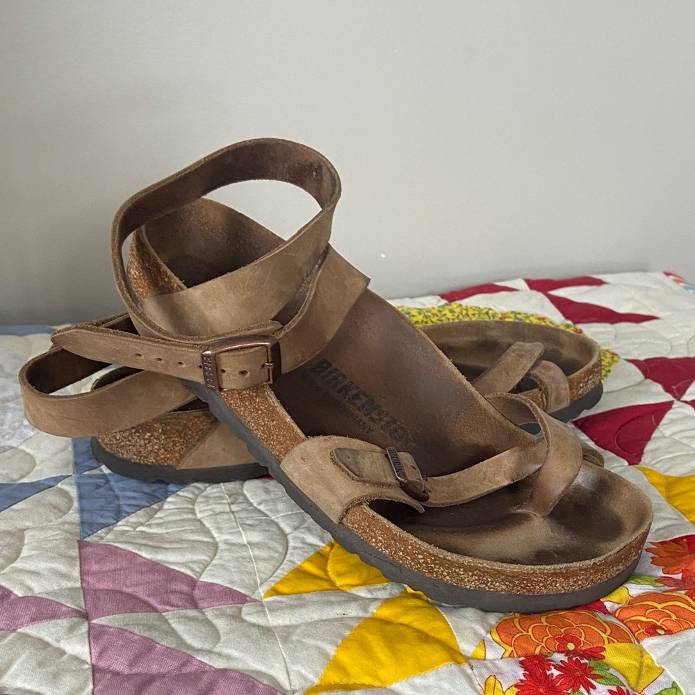 Birkenstock Yara Sandals Women’s Size 37/7
